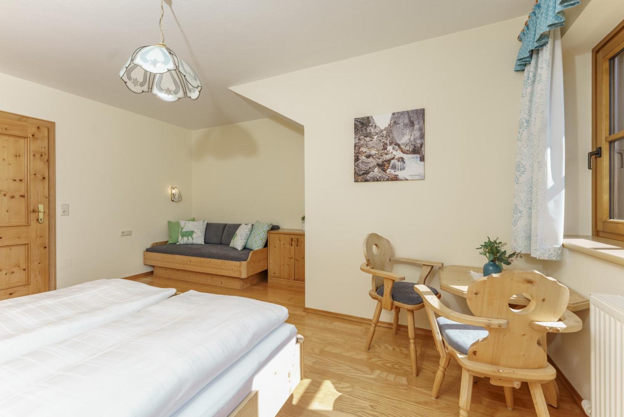 Landhaus Birgbichler - Apartments In Ramsau Am Dachstein - Inklusive Sommercard! Exterior photo